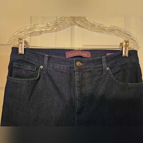 #090 Gloria Vanderbilt " Amanda" Dark Wash Straight Leg Jeans - Picture 4 of 7